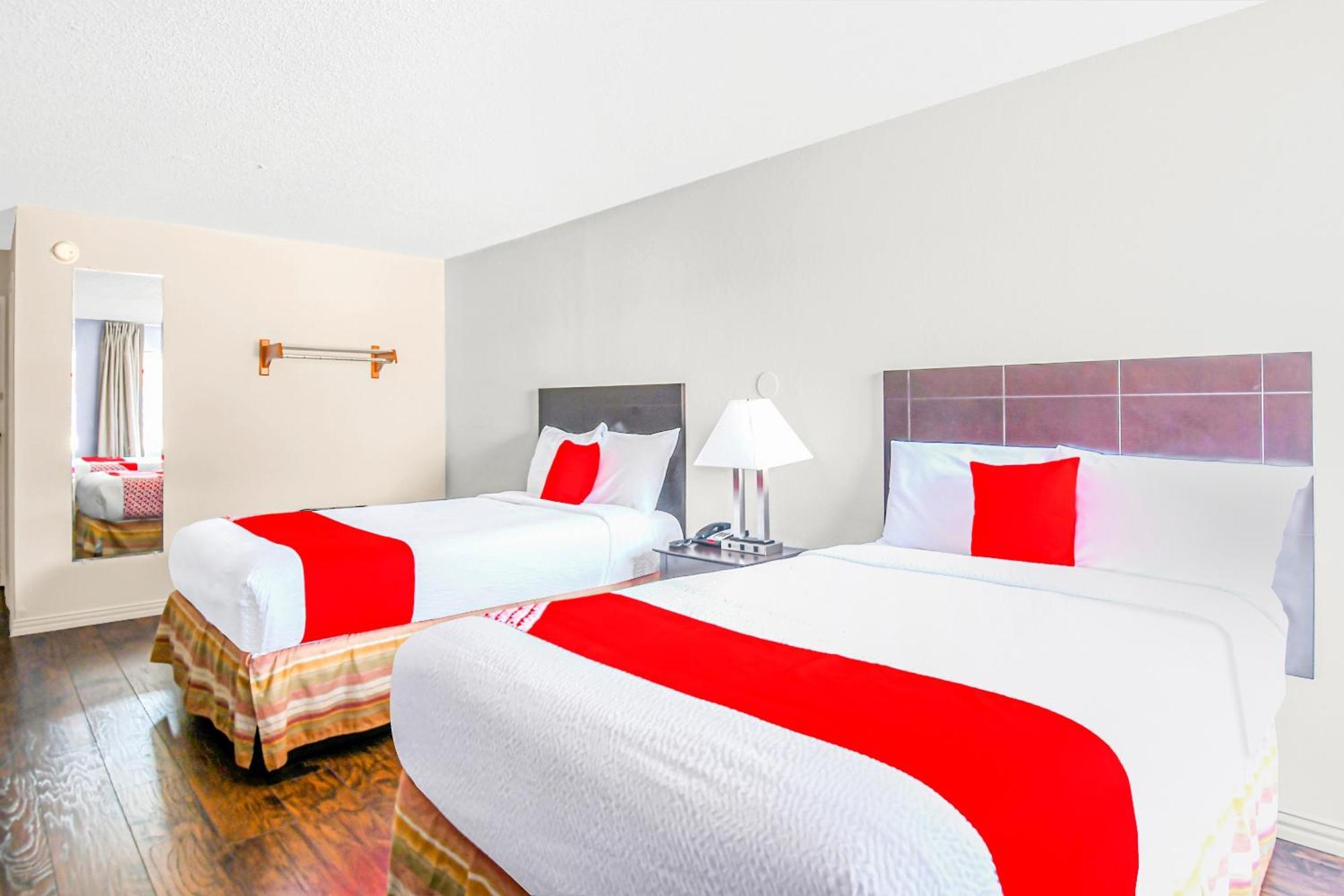 Oyo Hotel Irving Dfw Airport South Bagian luar foto