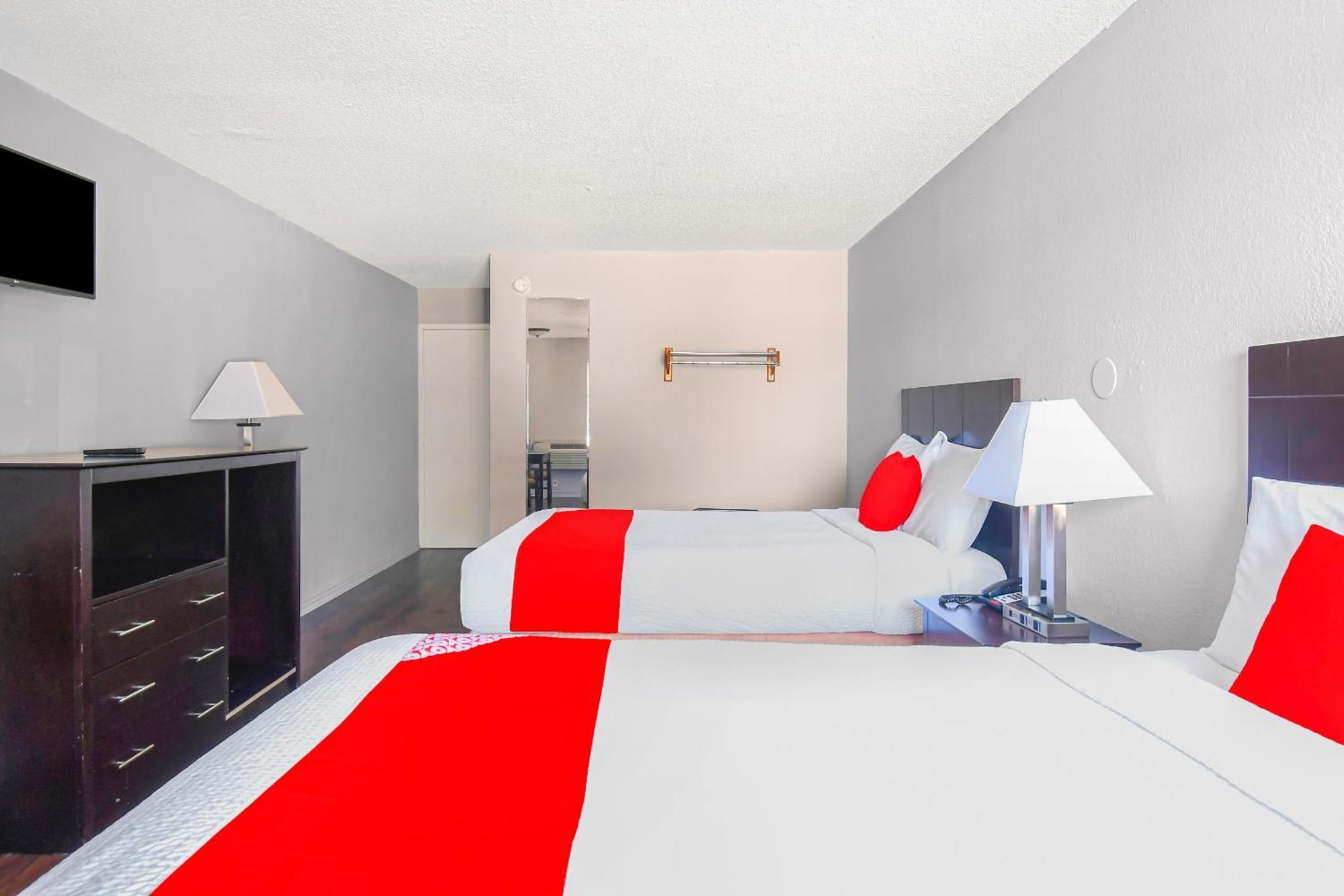 Oyo Hotel Irving Dfw Airport South Bagian luar foto