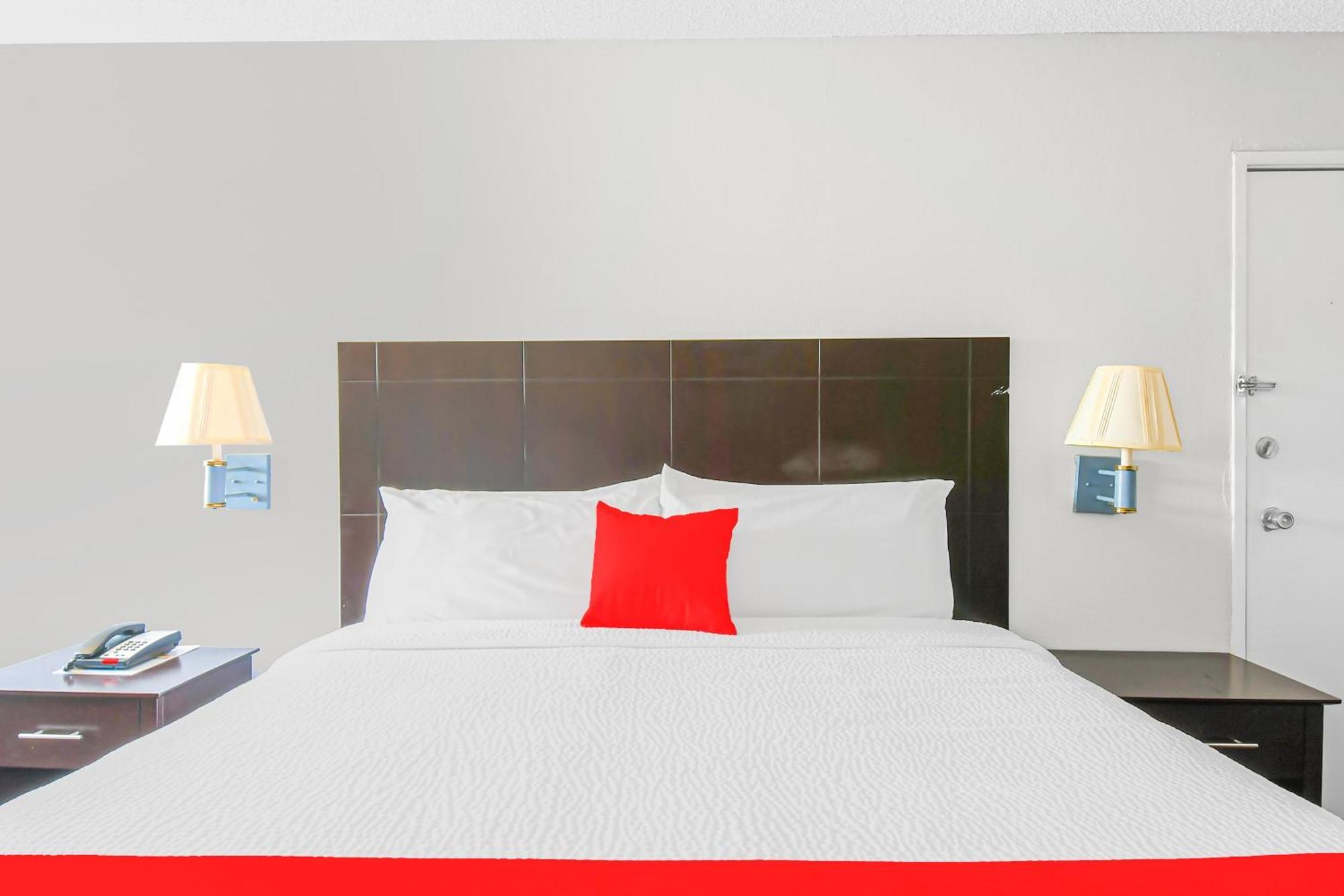 Oyo Hotel Irving Dfw Airport South Bagian luar foto